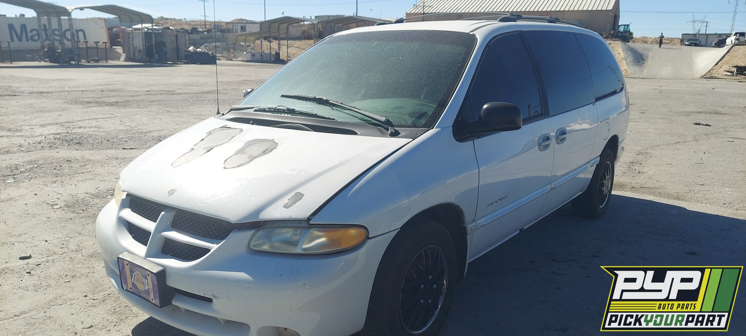 2000 DODGE GRAND CARAVAN available for parts