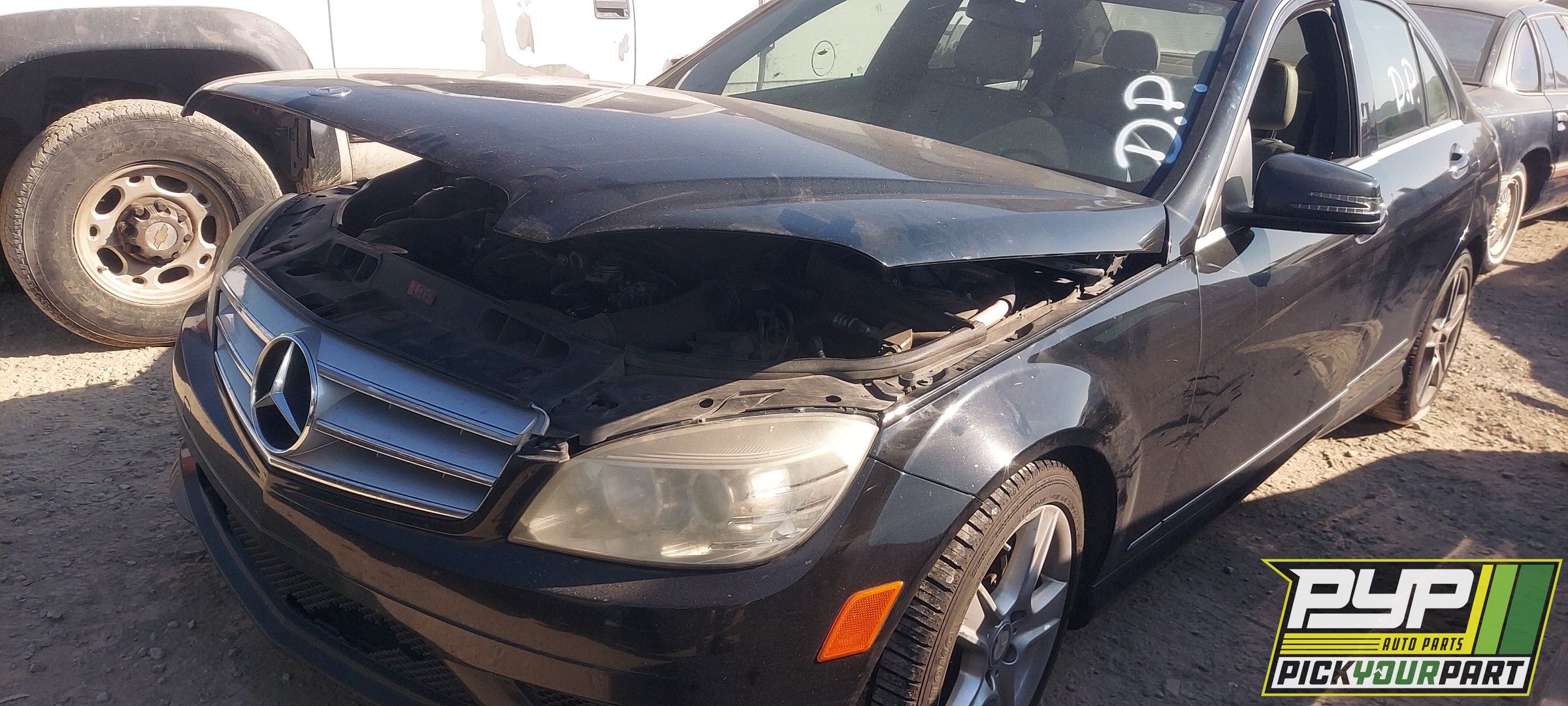 2010 MERCEDES-BENZ C300 partes disponibles