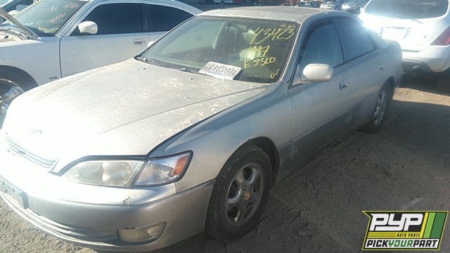 1997 LEXUS ES300 partes disponibles