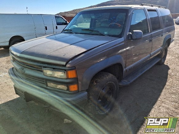 1998 CHEVROLET K1500 SUBURBAN partes disponibles