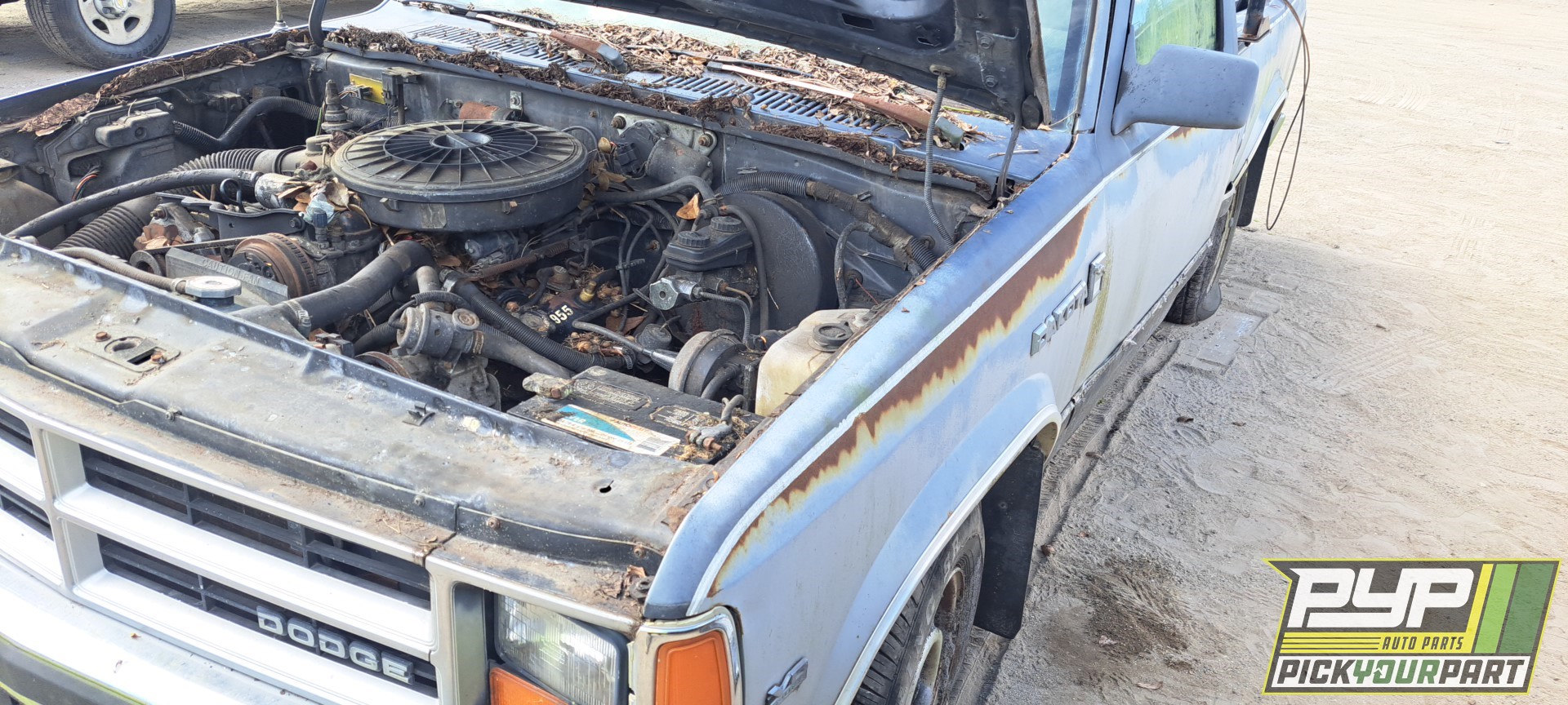 1988 DODGE DAKOTA available for parts