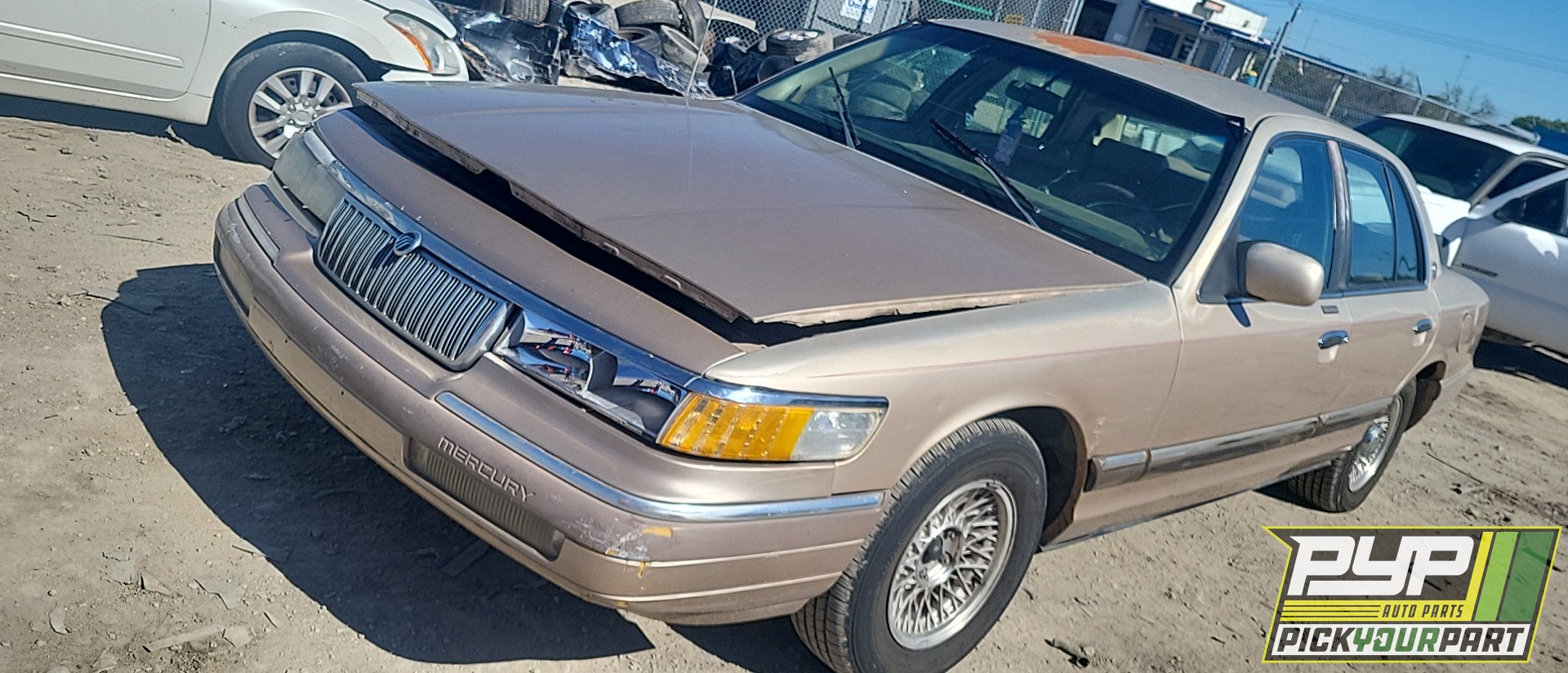 1993 MERCURY GRAND MARQUIS available for parts