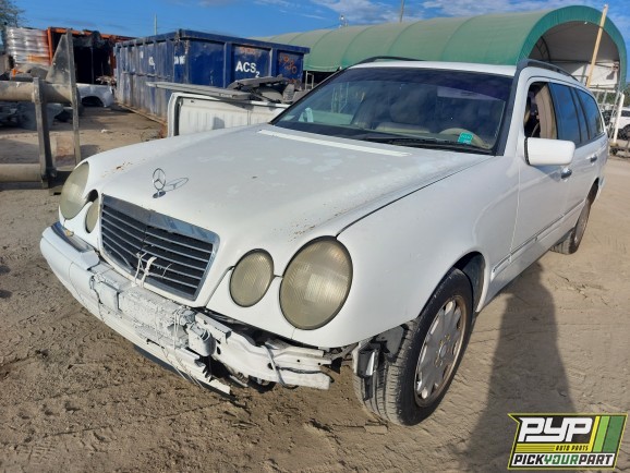 1999 MERCEDES-BENZ E320 partes disponibles