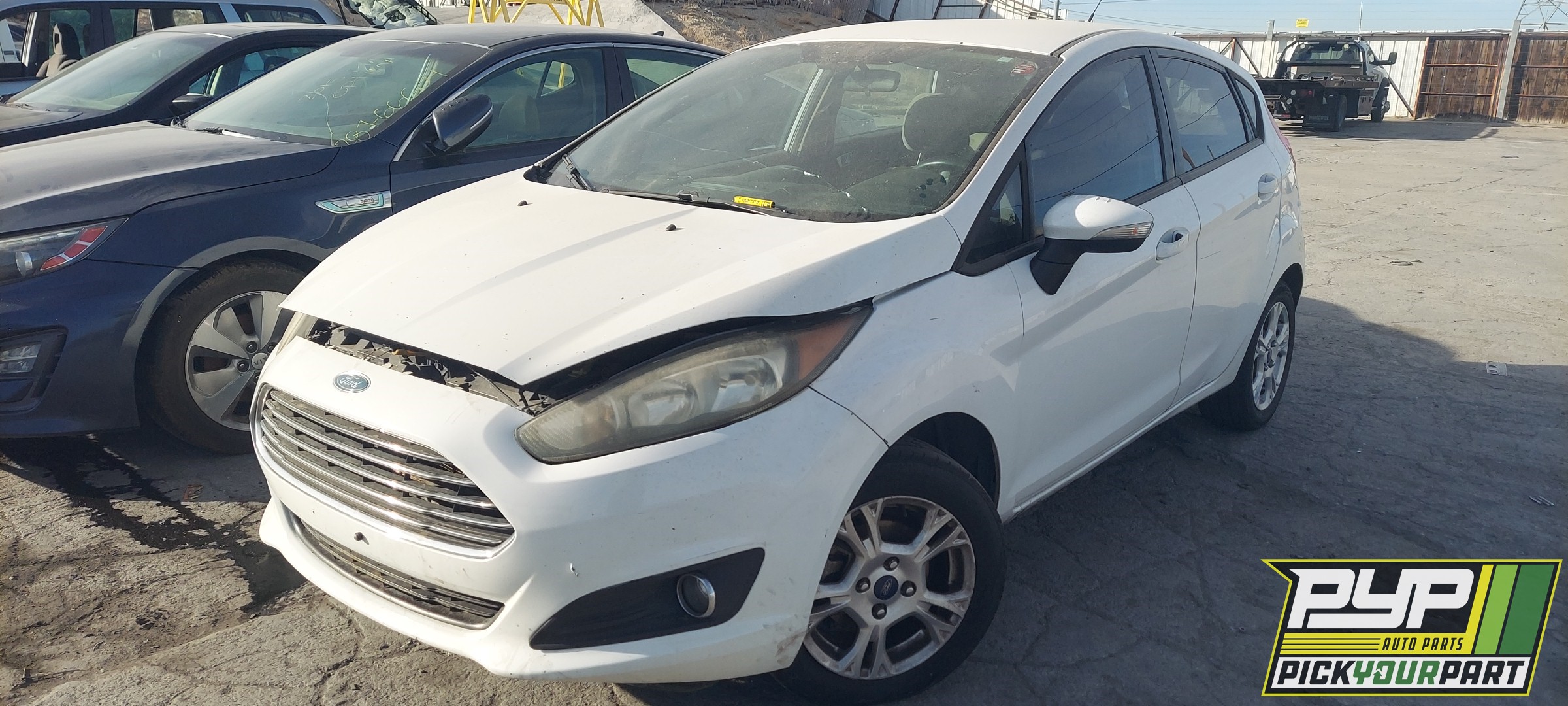 2015 FORD FIESTA available for parts