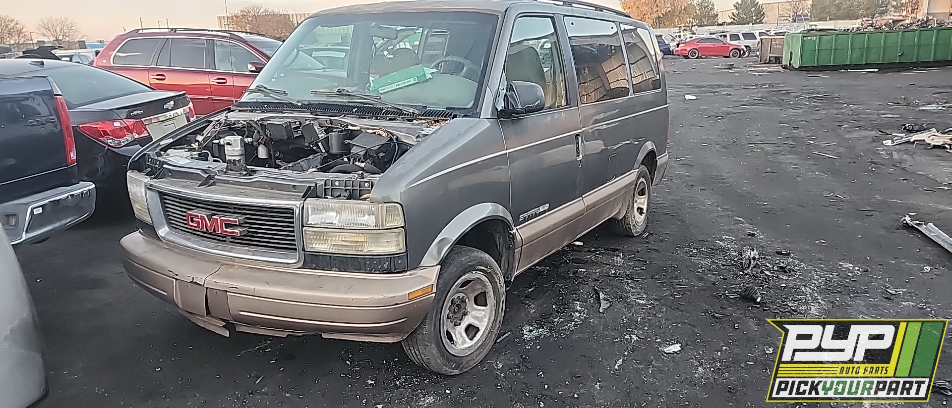 1999 GMC SAFARI available for parts