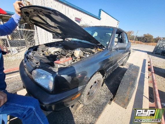 1999 VOLKSWAGEN CABRIO partes disponibles