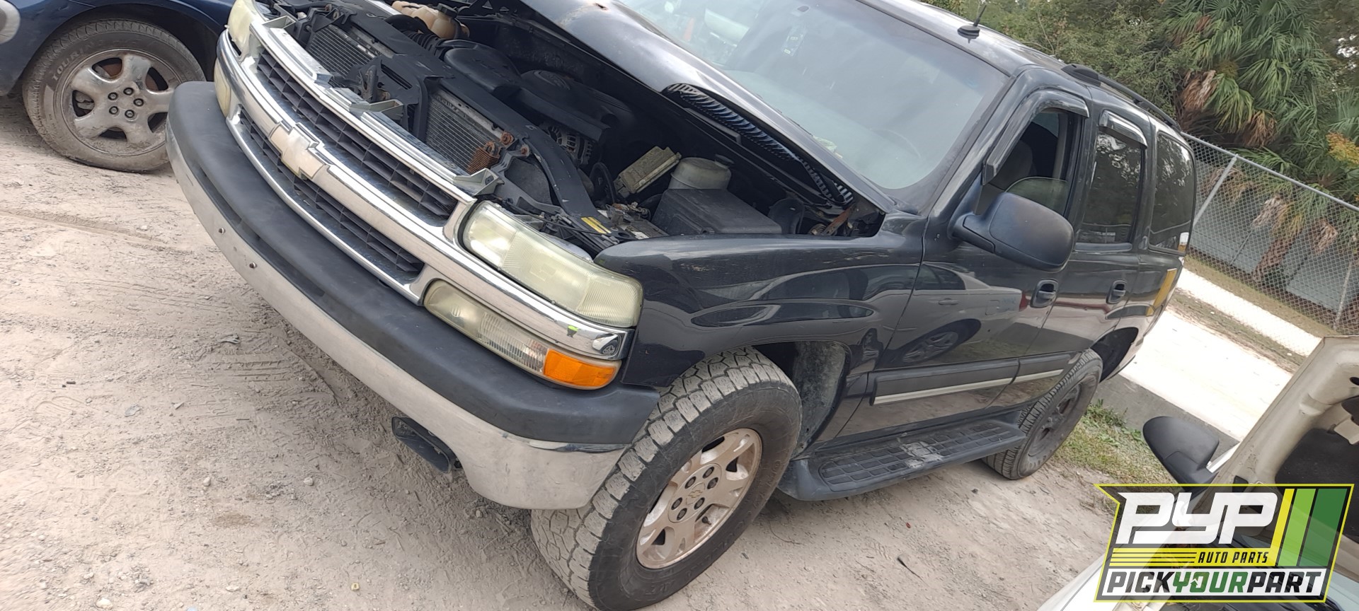 2004 CHEVROLET TAHOE partes disponibles