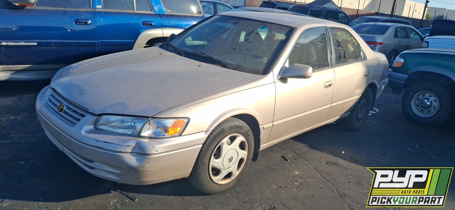 1997 TOYOTA CAMRY available for parts