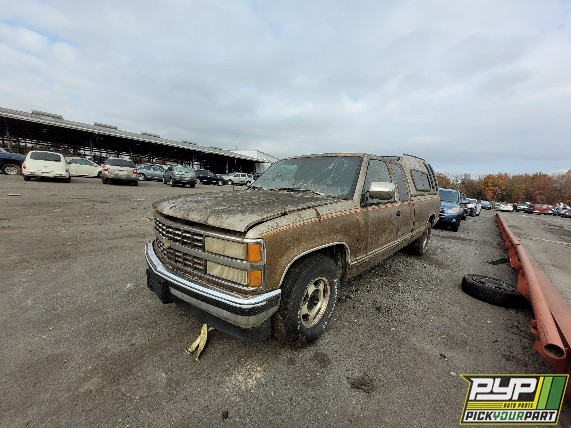 1990 CHEVROLET C1500 available for parts