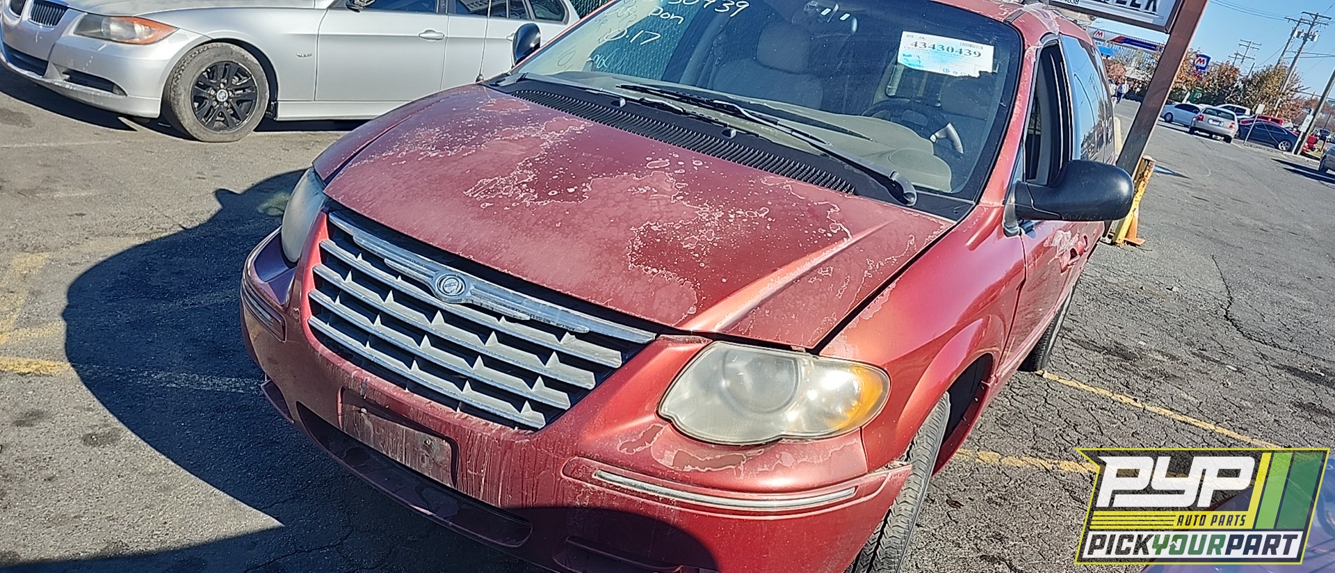 2007 CHRYSLER TOWN & COUNTRY available for parts