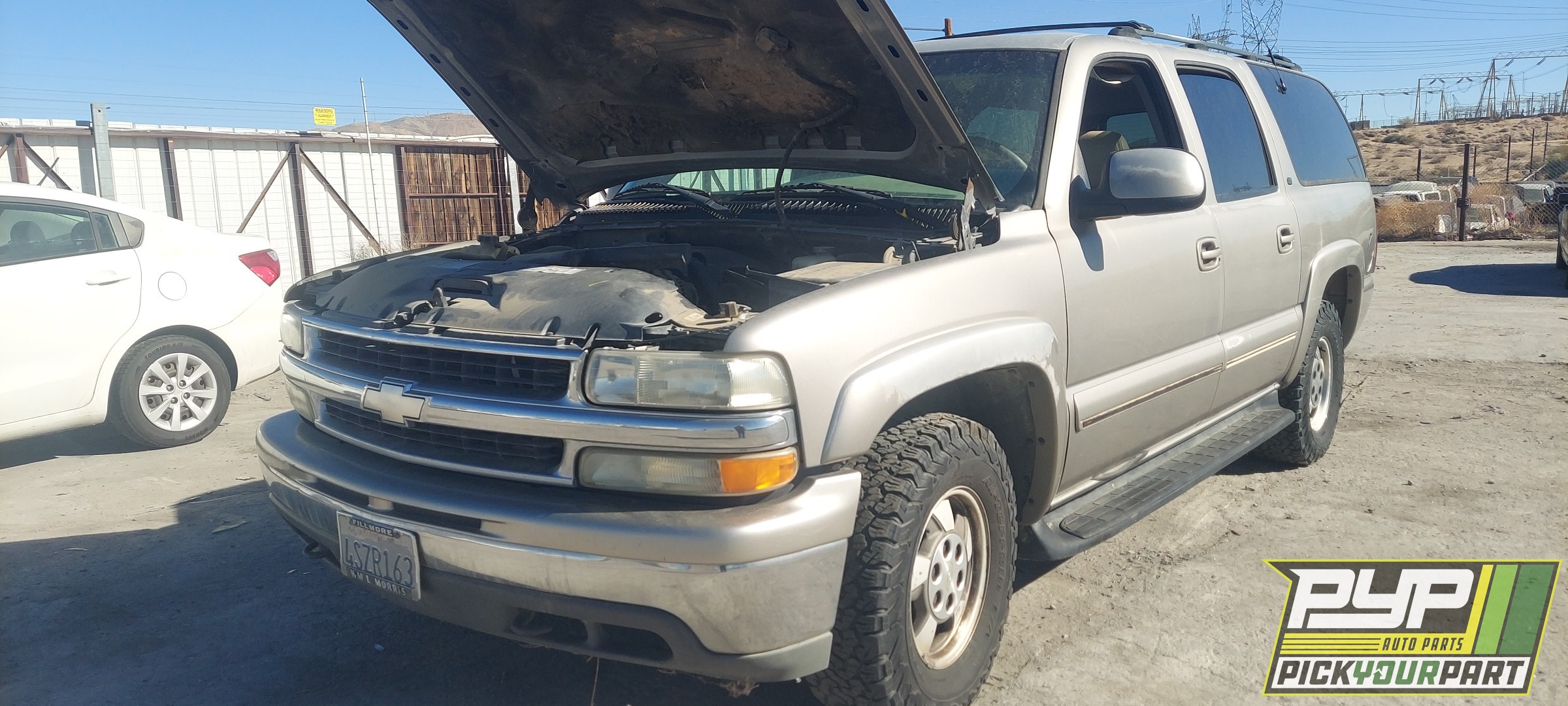 2001 CHEVROLET SUBURBAN 1500 partes disponibles