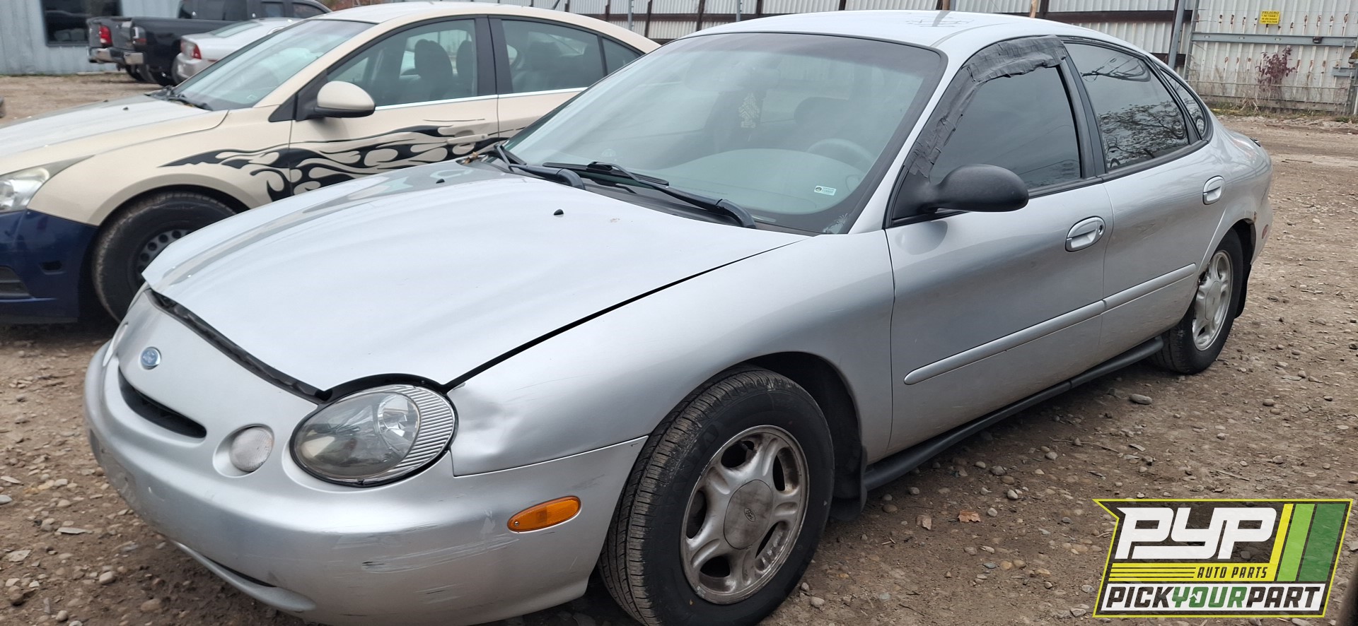 1997 FORD TAURUS partes disponibles