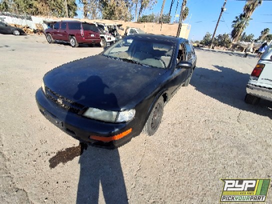 1999 NISSAN MAXIMA partes disponibles