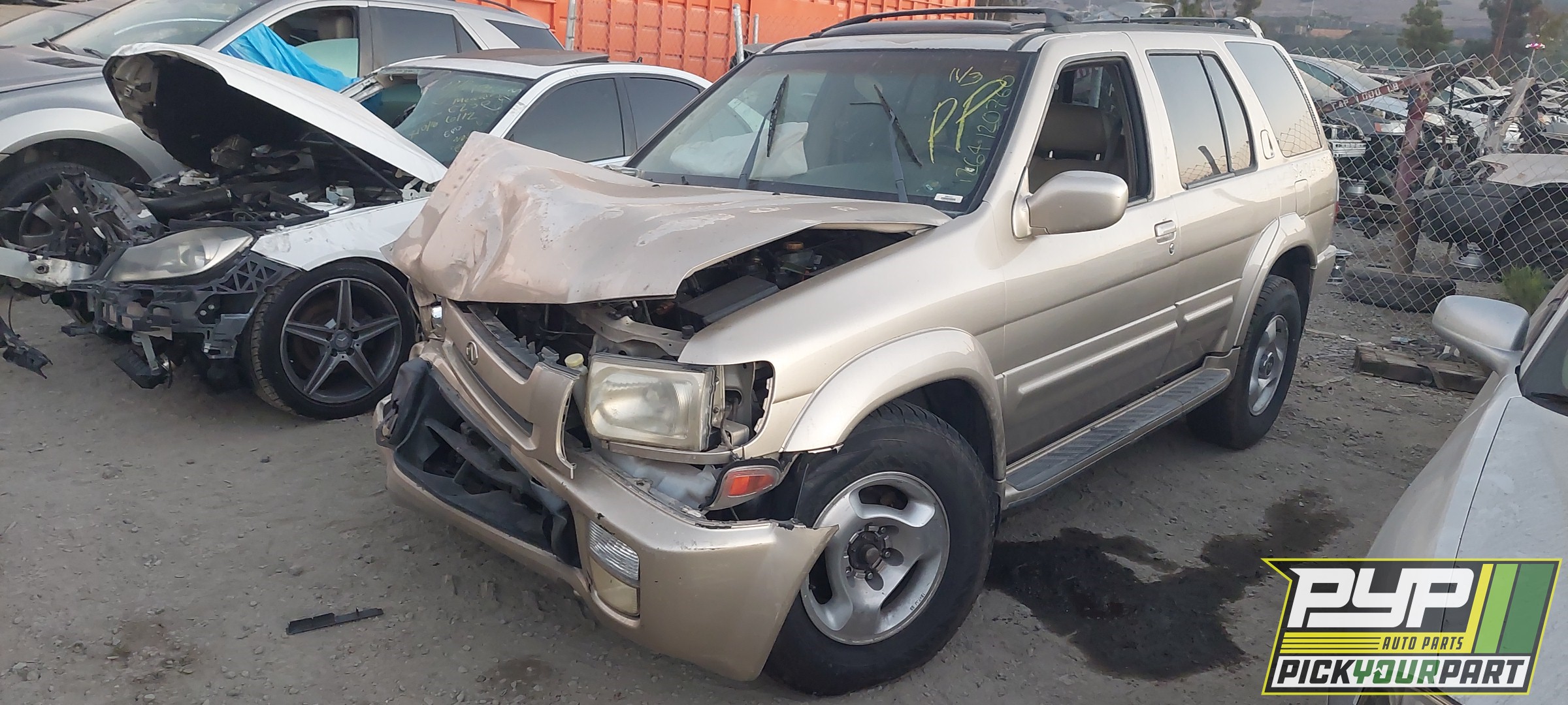 1999 INFINITI QX4 partes disponibles