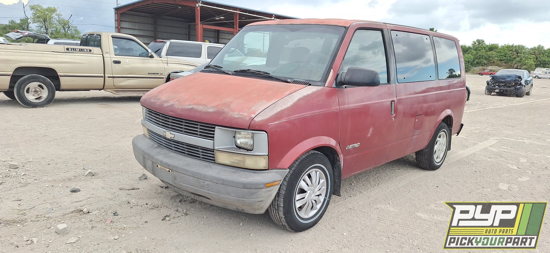 1995 CHEVROLET ASTRO available for parts