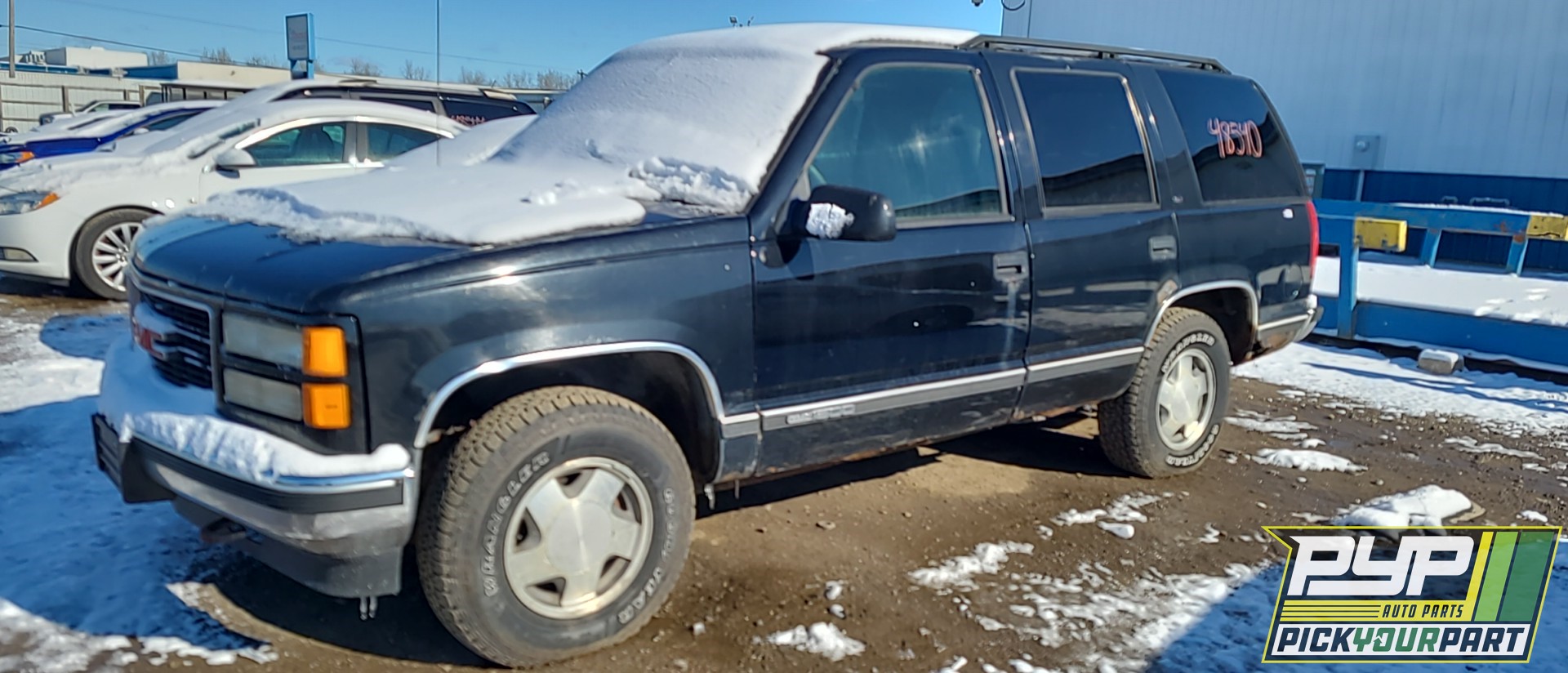 1999 GMC YUKON available for parts