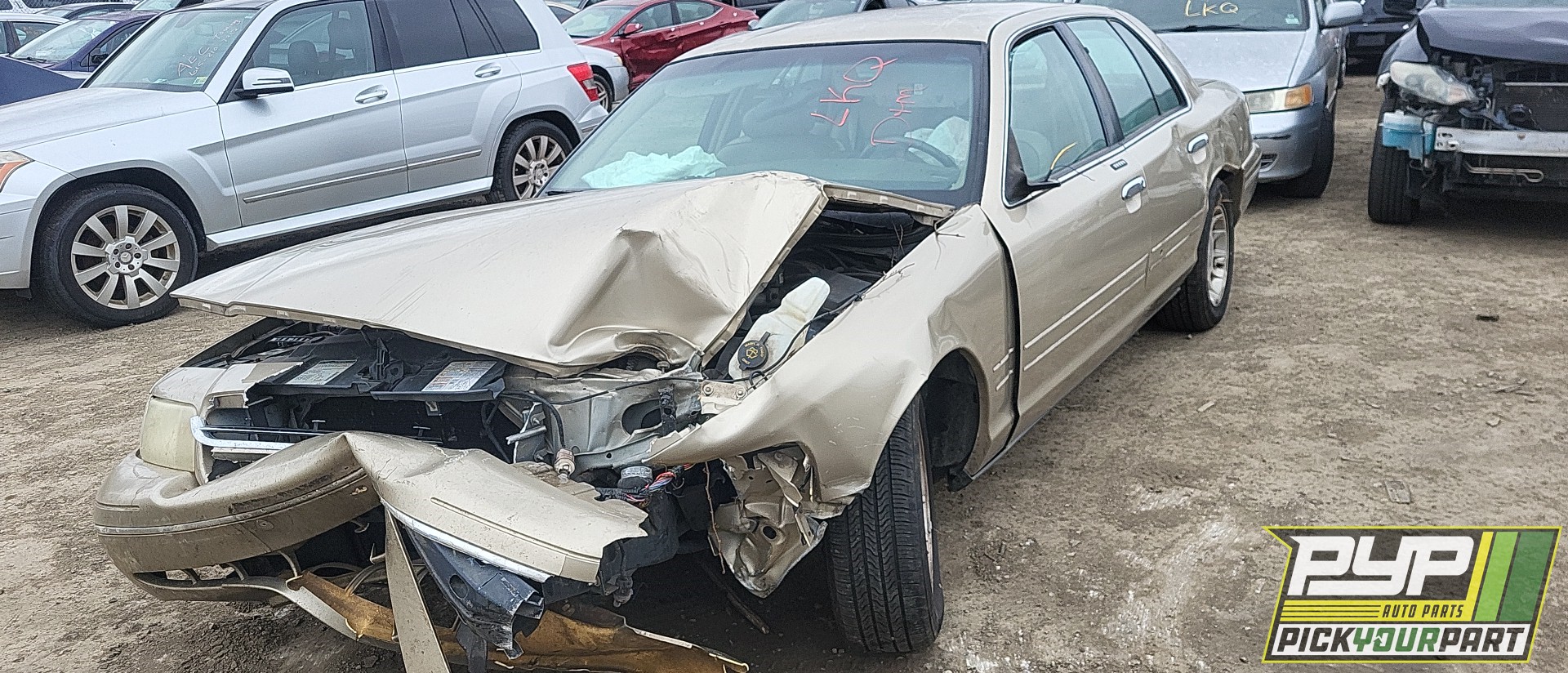 1999 FORD CROWN VICTORIA partes disponibles