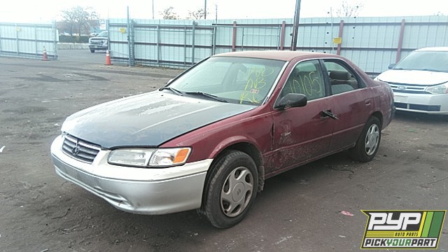 1997 TOYOTA CAMRY available for parts
