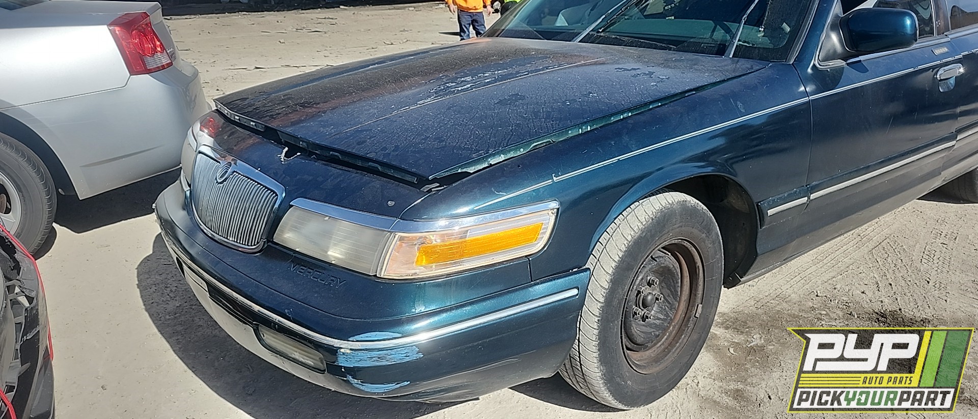 1997 MERCURY GRAND MARQUIS available for parts