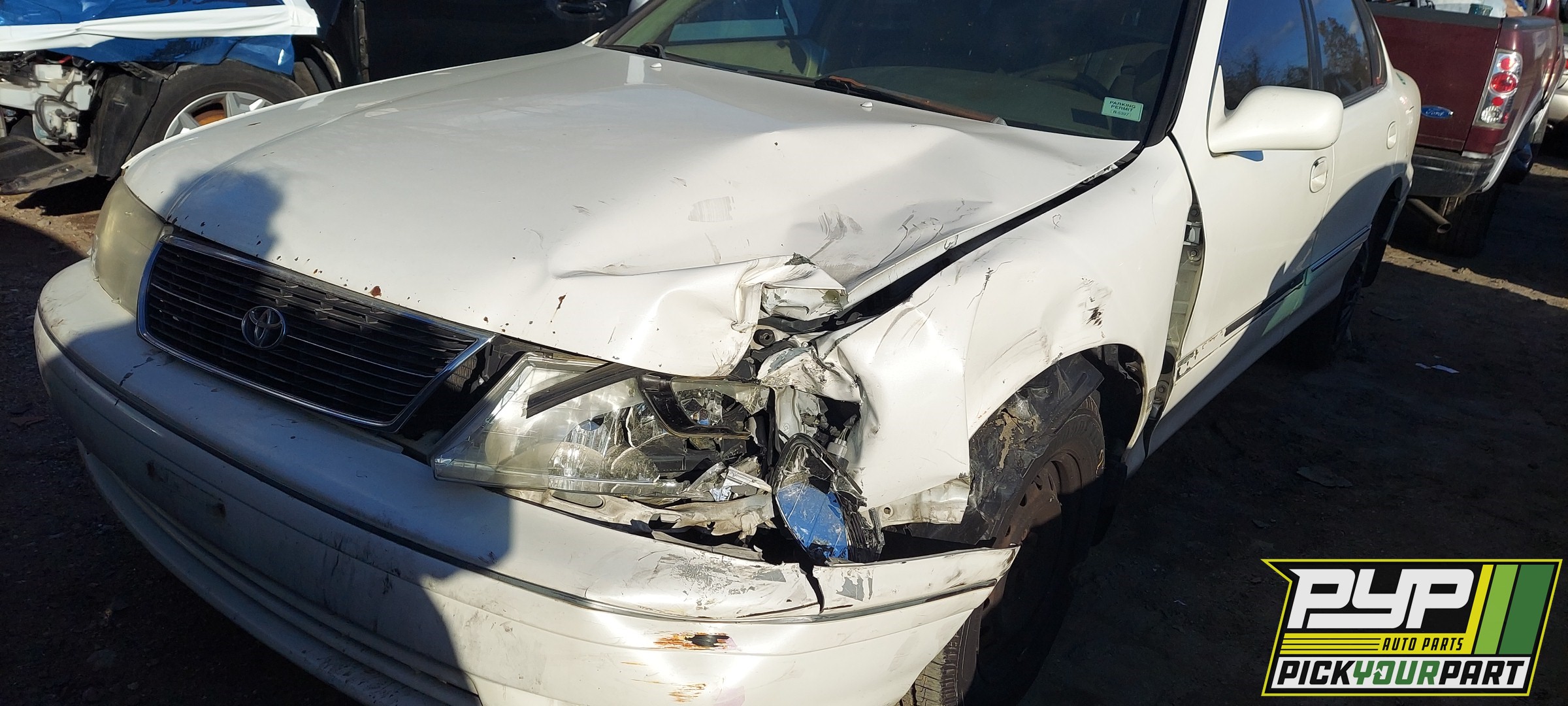 1999 TOYOTA AVALON available for parts