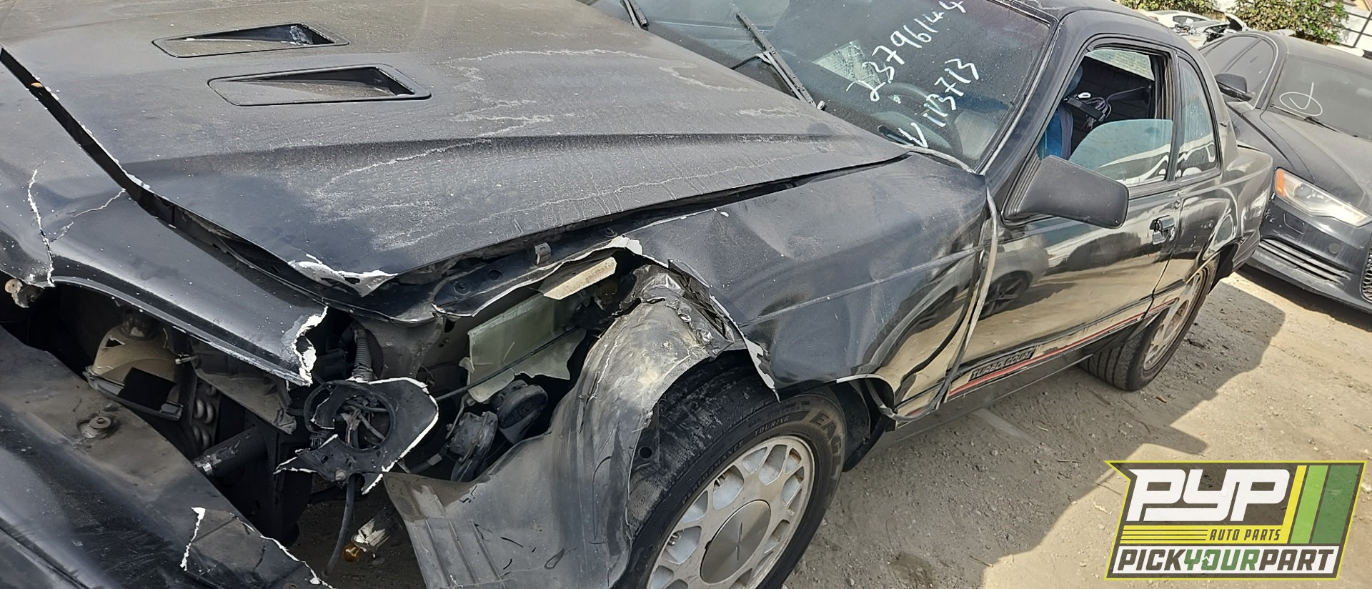 1987 FORD THUNDERBIRD available for parts