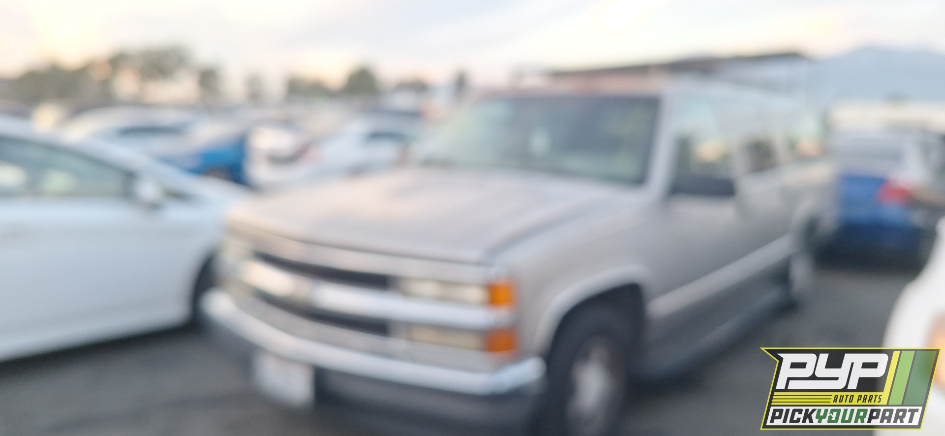 1999 CHEVROLET C1500 SUBURBAN partes disponibles