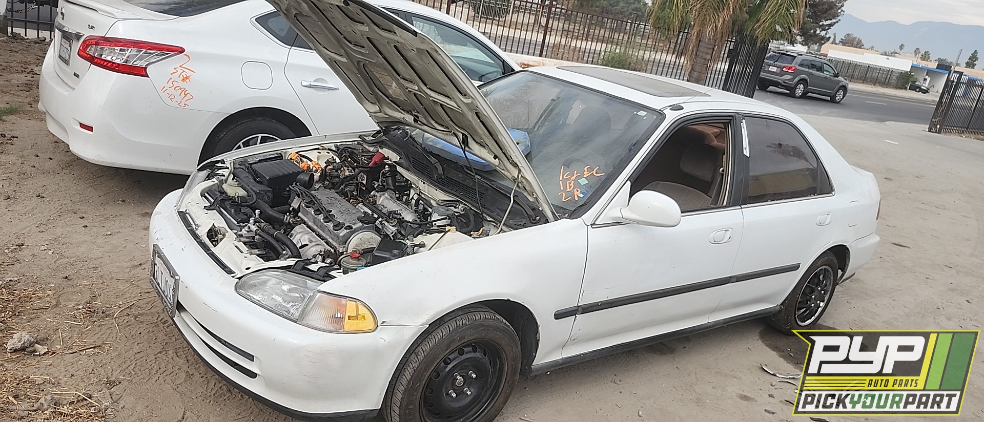 1995 HONDA CIVIC available for parts
