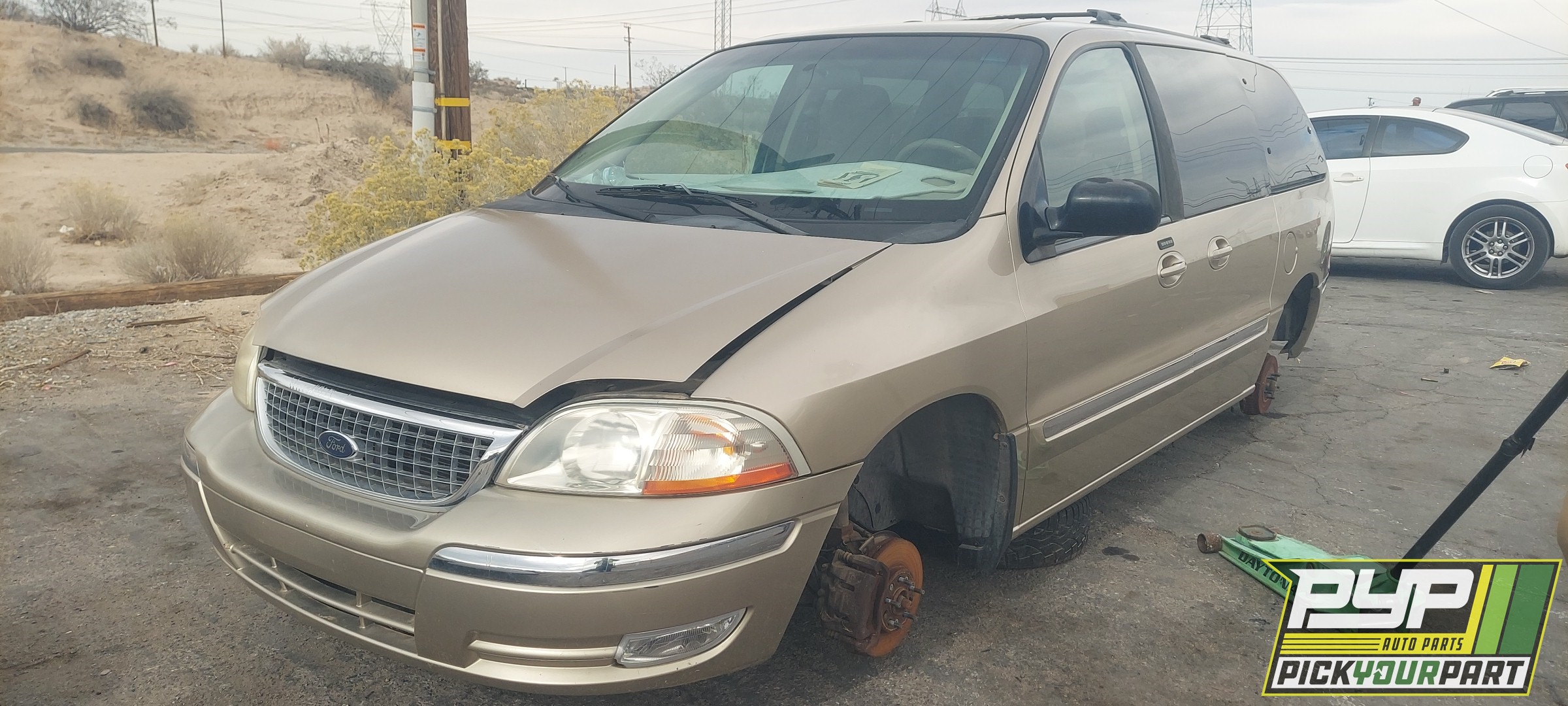 2001 FORD WINDSTAR available for parts