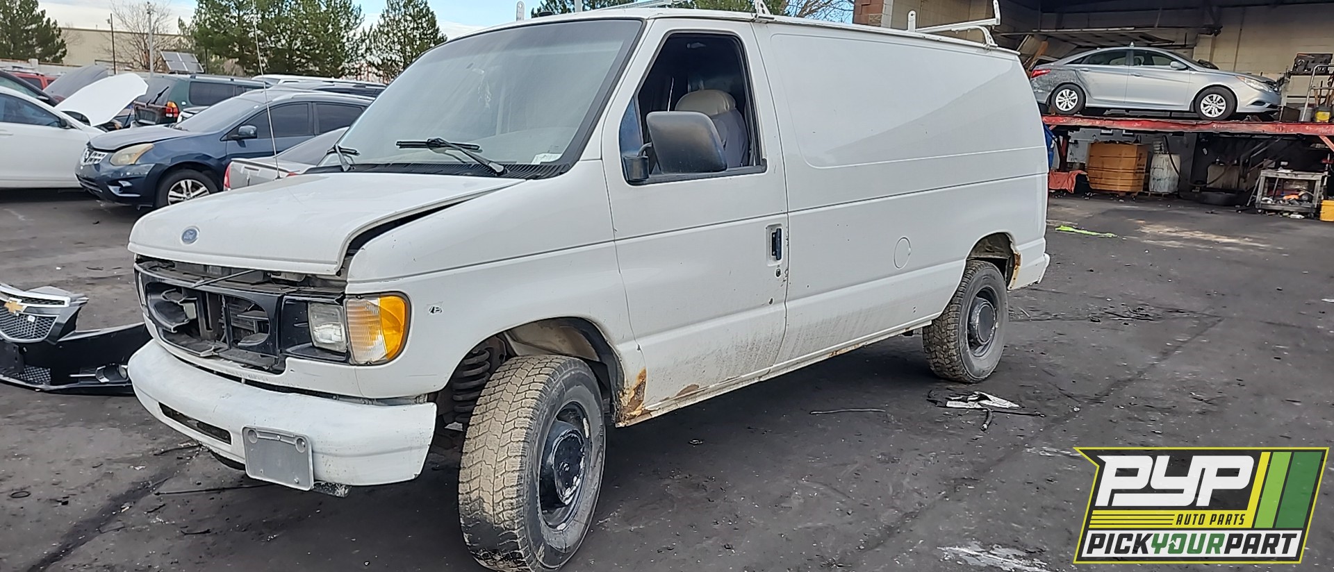 1999 FORD E-250 ECONOLINE available for parts