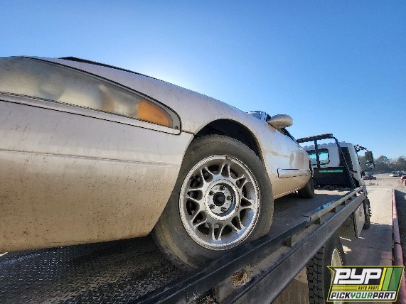1998 LINCOLN MARK VIII available for parts
