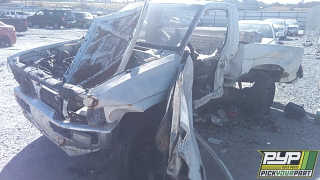 1994 NISSAN D21 partes disponibles