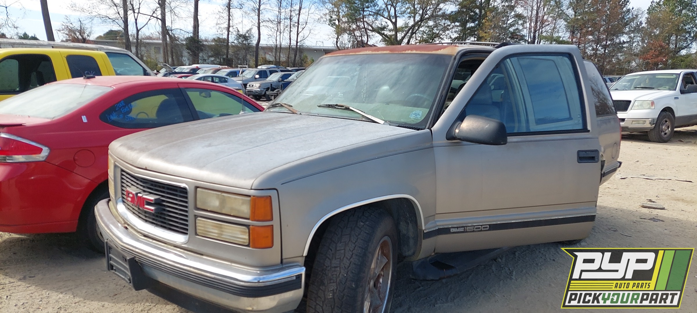 1999 GMC YUKON available for parts