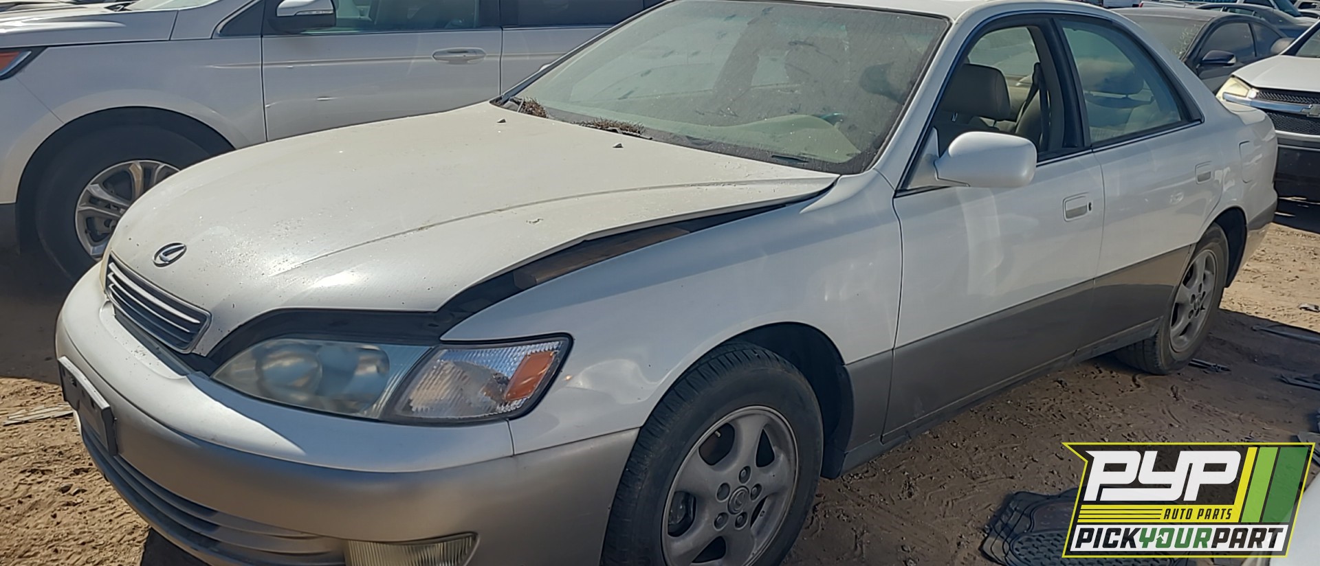 1998 LEXUS ES300 partes disponibles