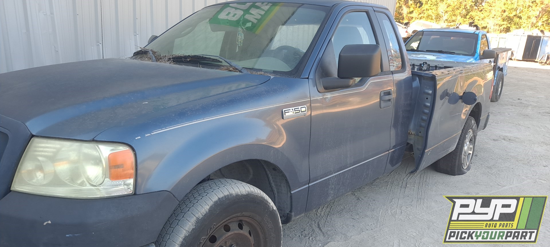 2005 FORD F-150 available for parts