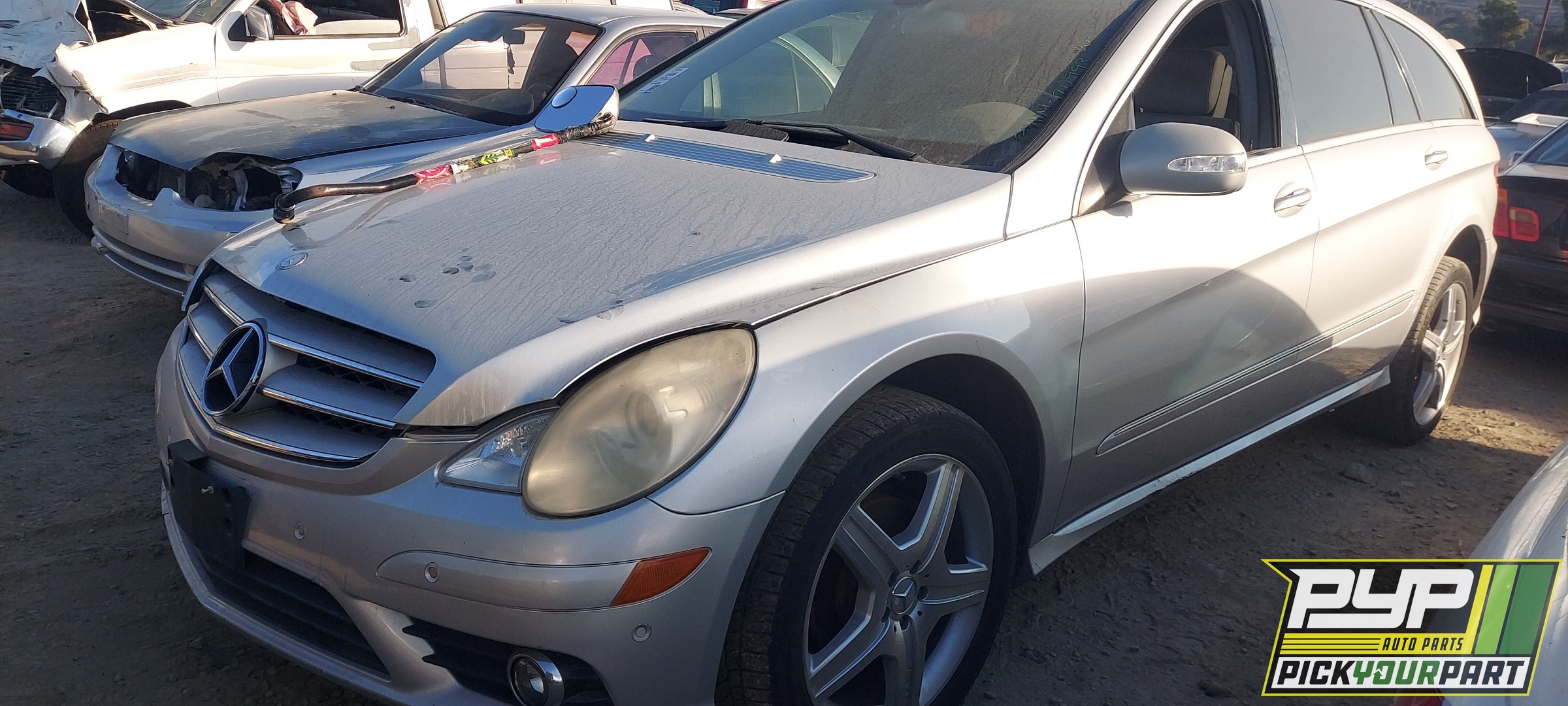 2008 MERCEDES-BENZ R350 available for parts