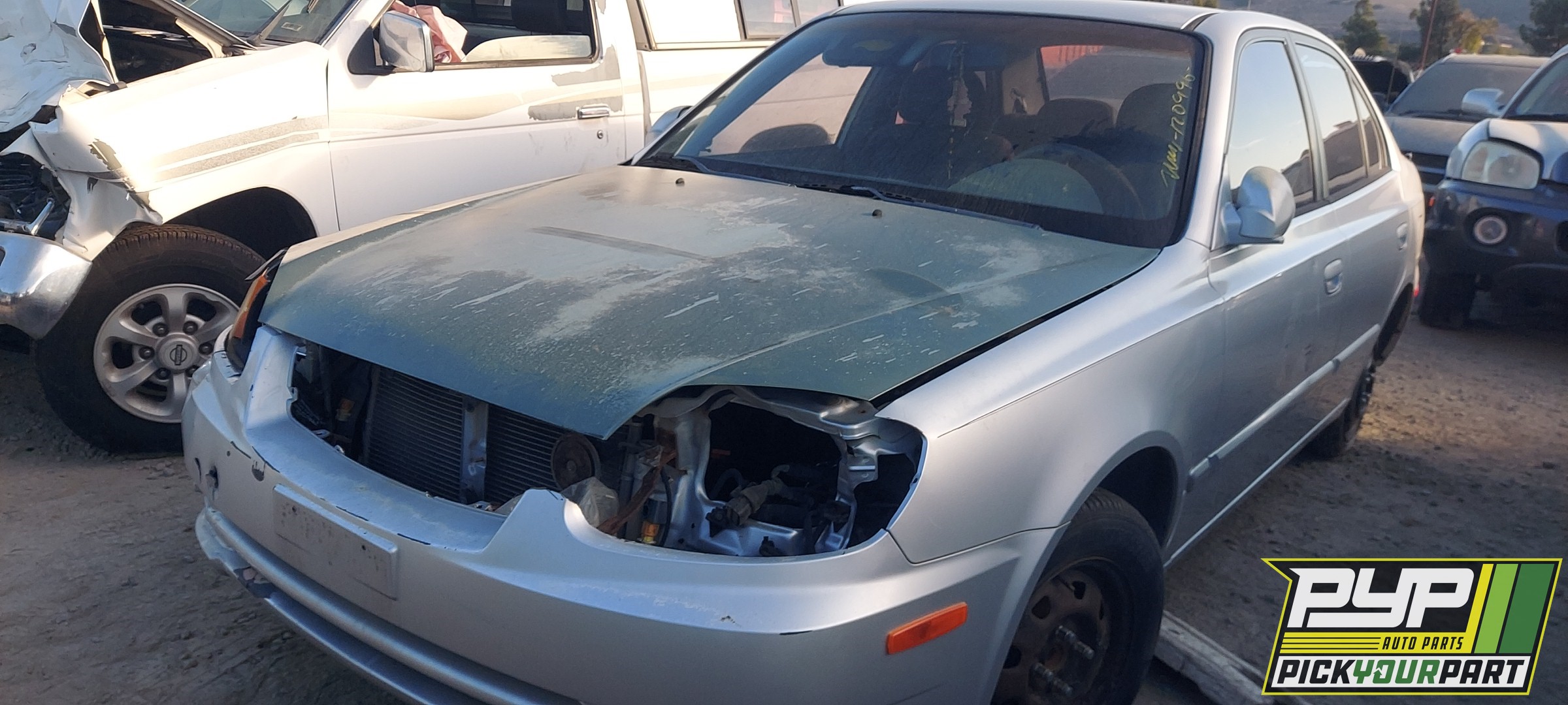 2004 HYUNDAI ACCENT partes disponibles