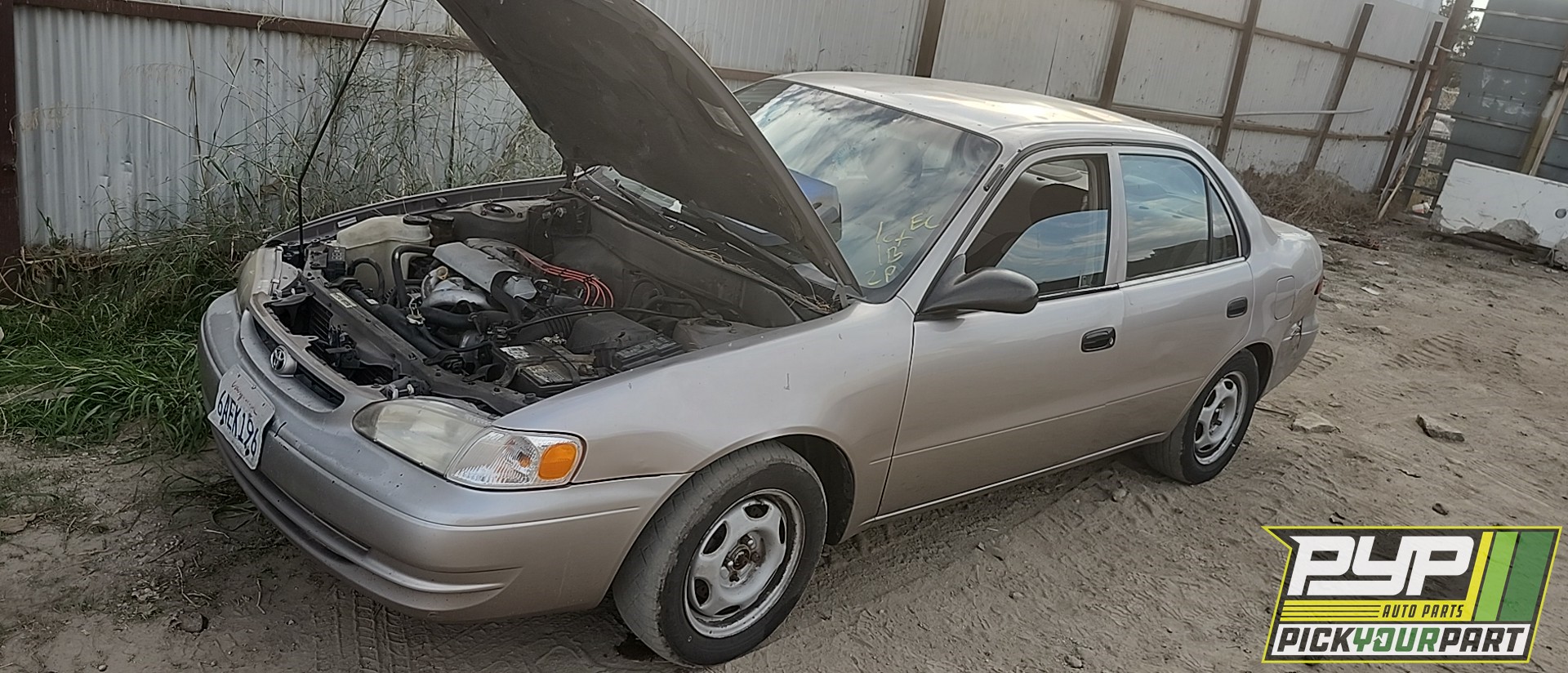 1998 TOYOTA COROLLA available for parts