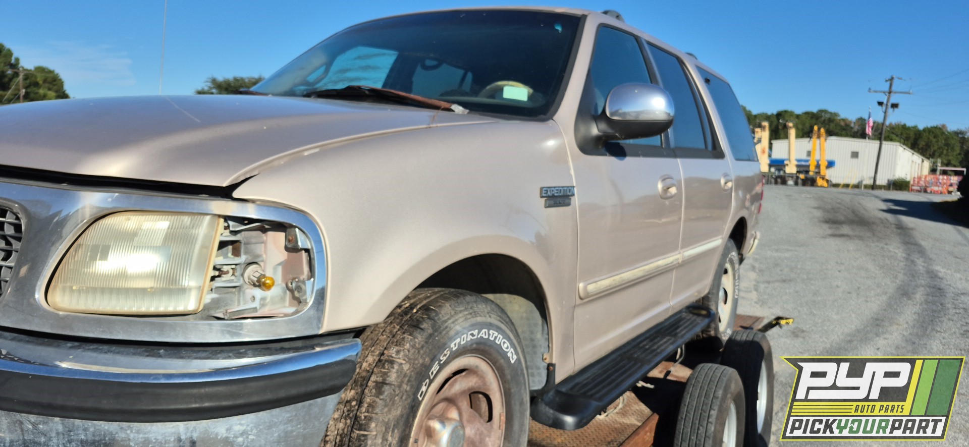 1997 FORD EXPEDITION available for parts