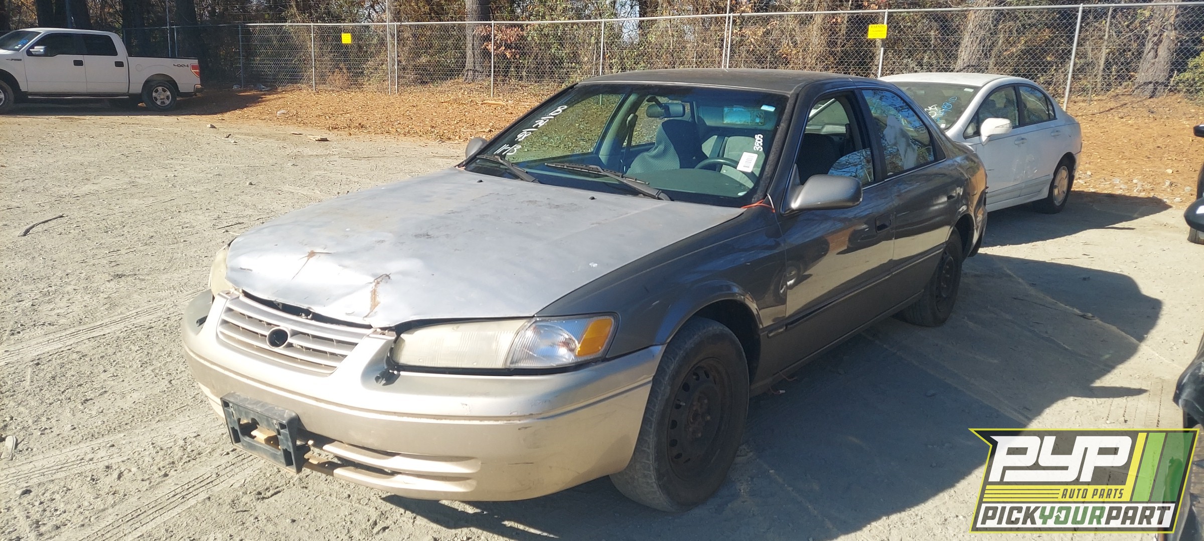 1998 TOYOTA CAMRY partes disponibles