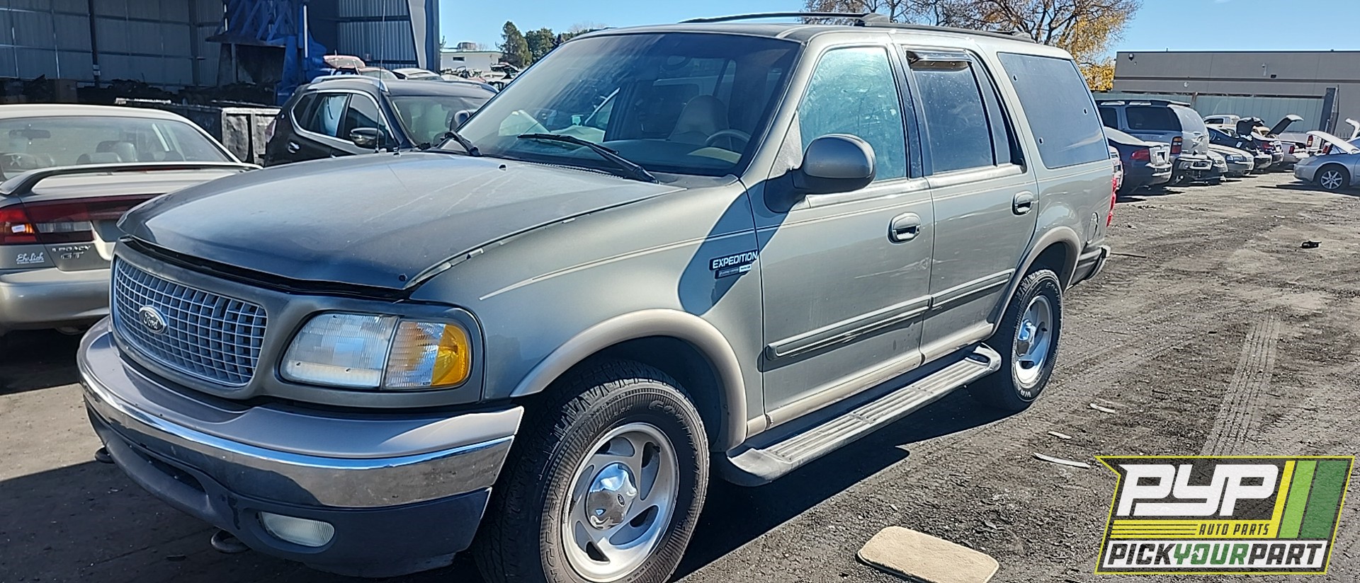 1999 FORD EXPEDITION available for parts