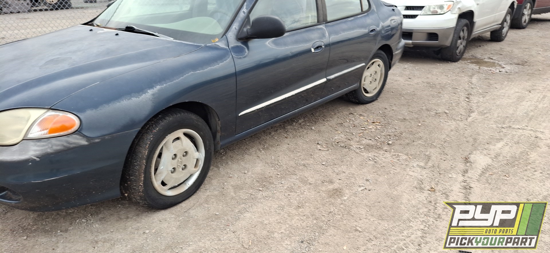 1999 HYUNDAI ELANTRA available for parts