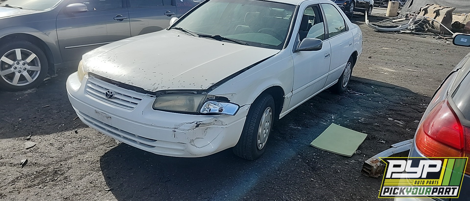1999 TOYOTA CAMRY available for parts