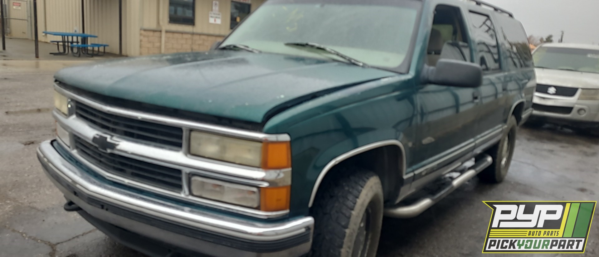 1997 CHEVROLET K1500 SUBURBAN partes disponibles