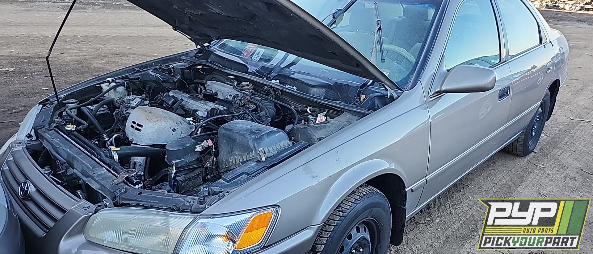 1999 TOYOTA CAMRY partes disponibles