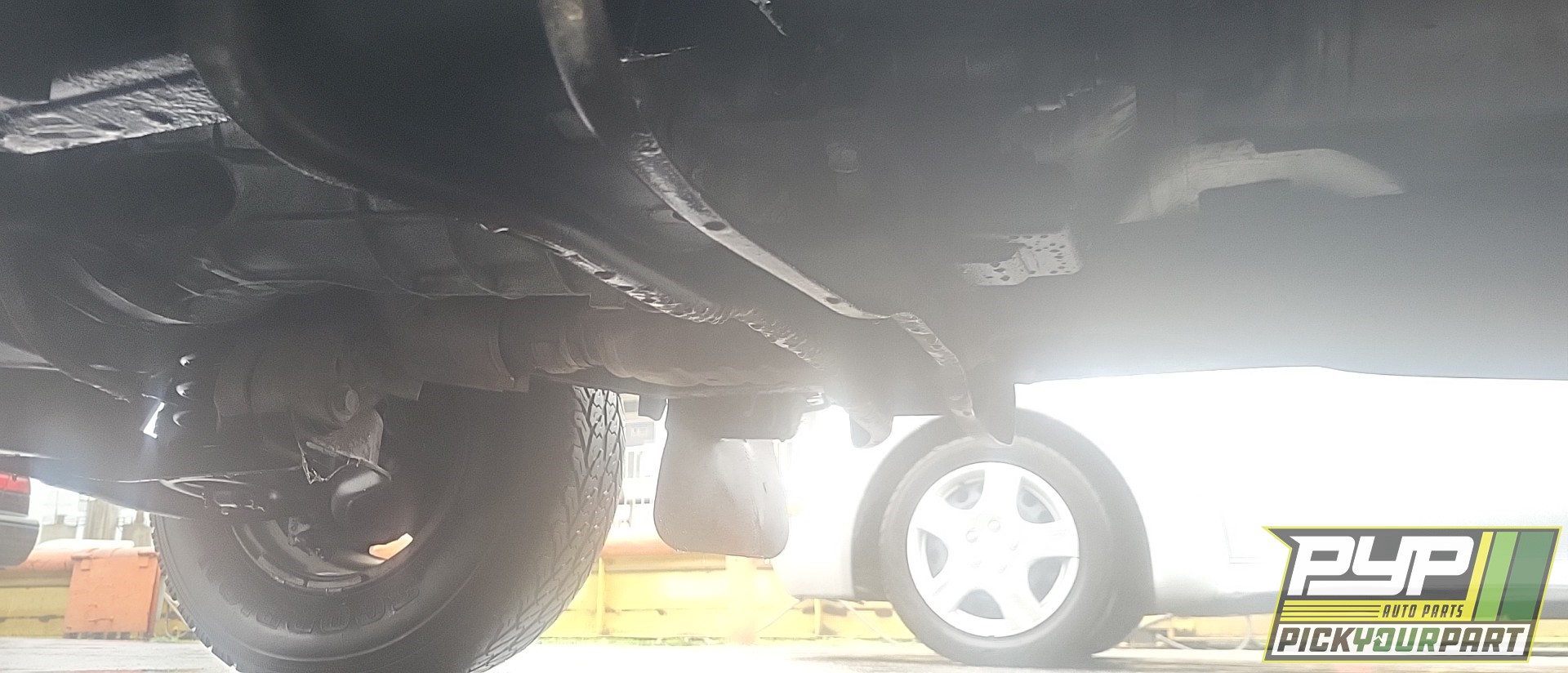 2003 MAZDA B2300 partes disponibles