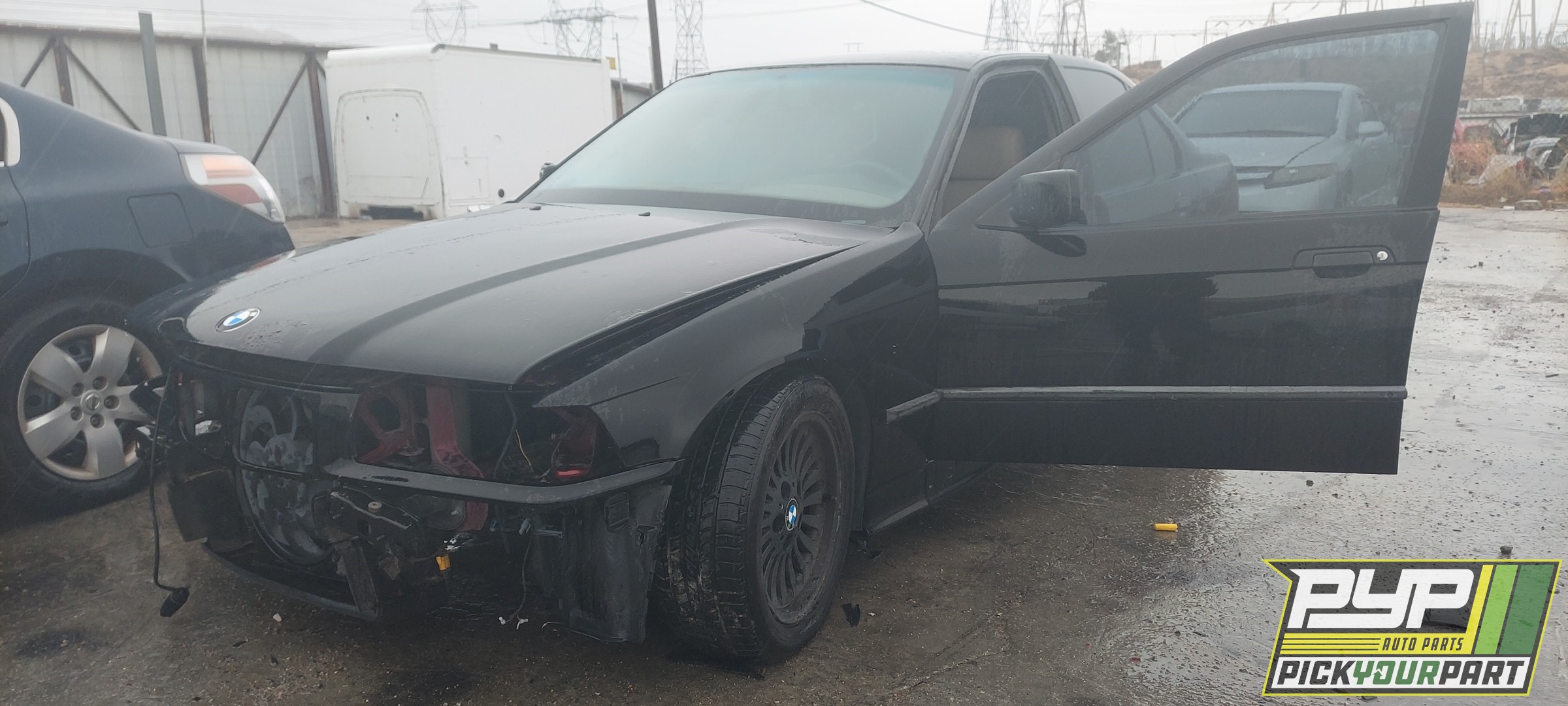 1993 BMW 318I available for parts