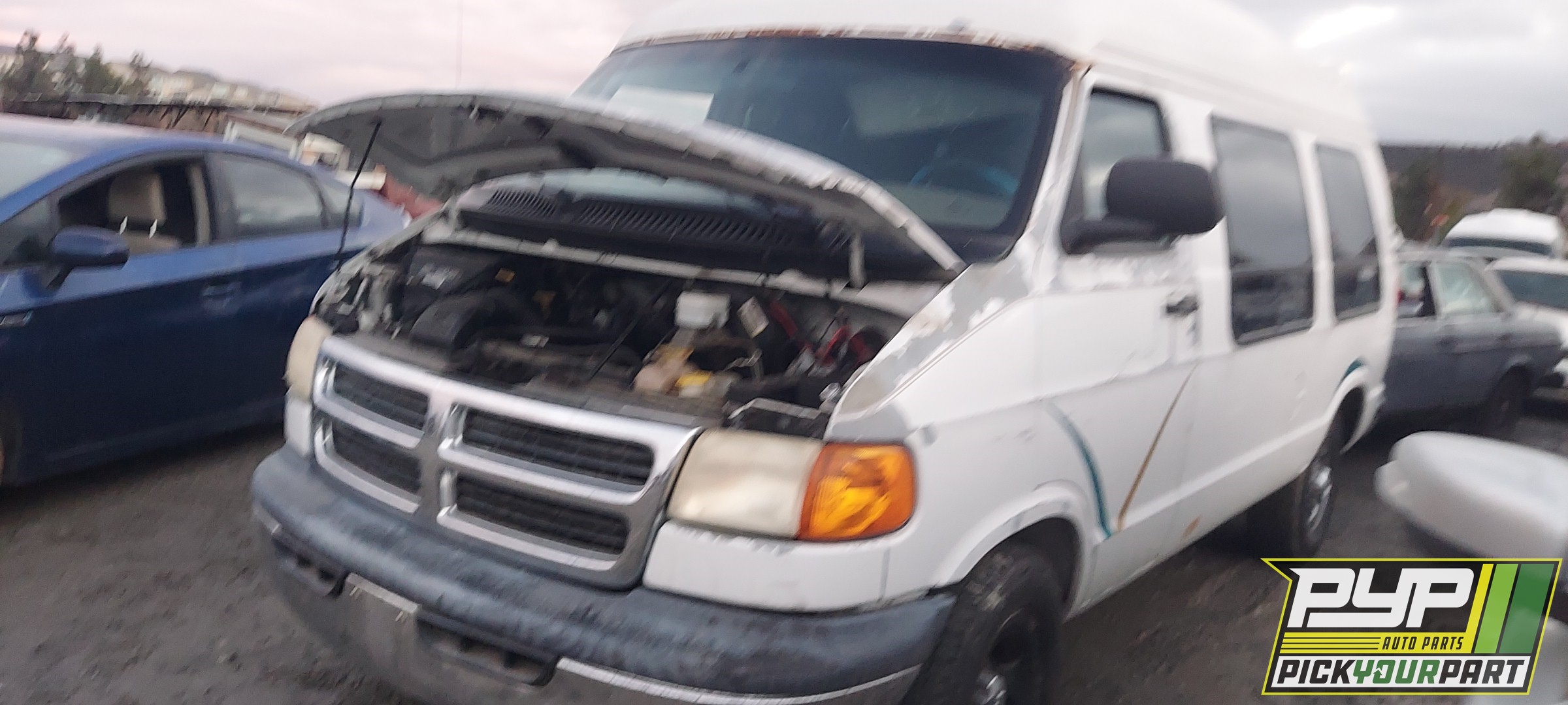 2003 DODGE RAM 1500 VAN partes disponibles