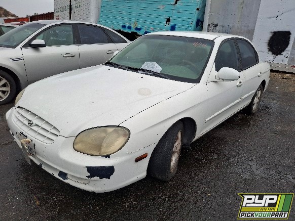 1999 HYUNDAI SONATA partes disponibles