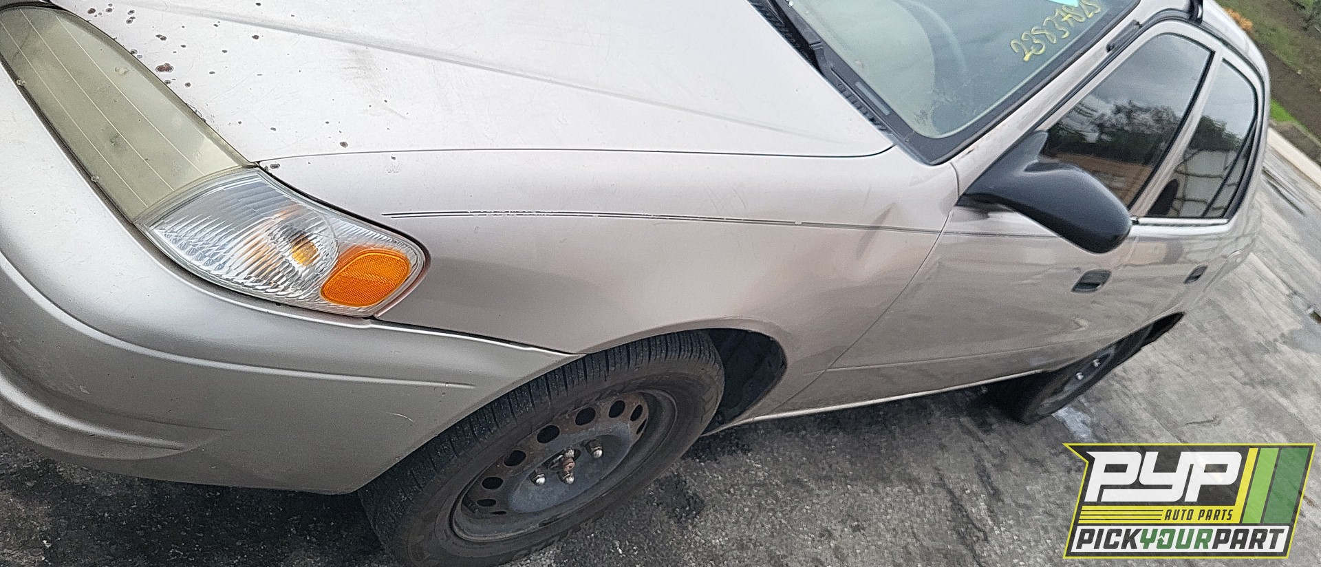 1998 TOYOTA COROLLA available for parts