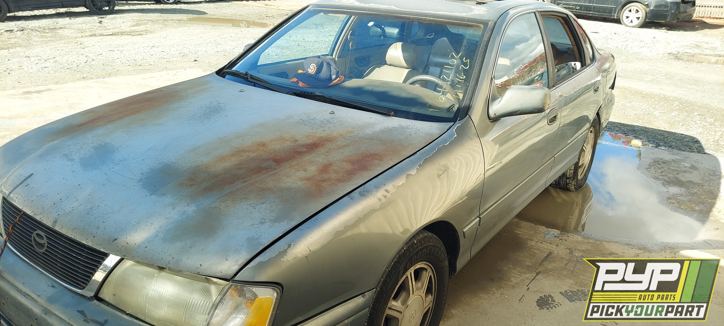 1996 TOYOTA AVALON available for parts